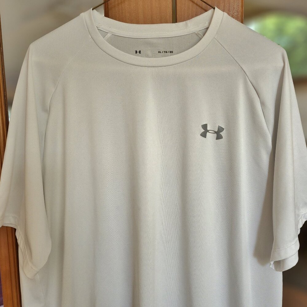 Under Armour Men's Tech-Tee Short Sleeve Shirt Size XL - Picture 2 of 5